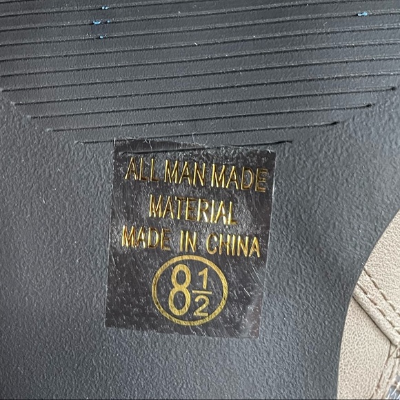 Soda - Taupe Booties - Size 8.5 - Picture 9 of 9